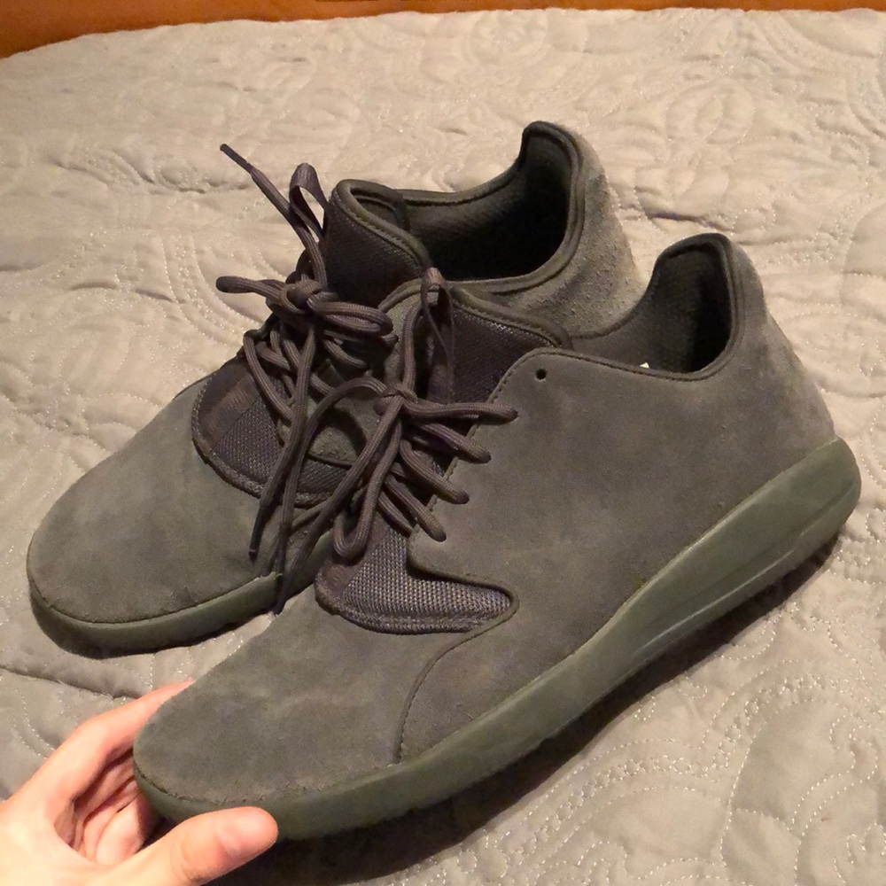 Suede Jordan Eclipses